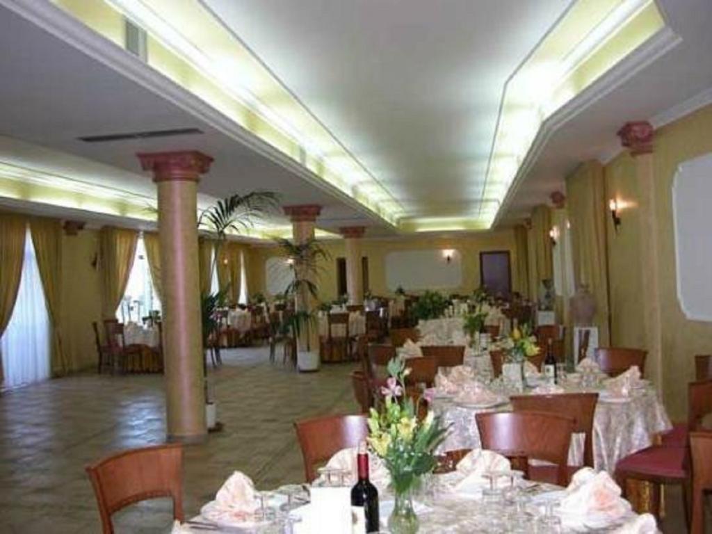 Hotel San Francesco Terme Spezzano Albanese Екстериор снимка